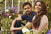Hamari Adhuri Kahani -review
