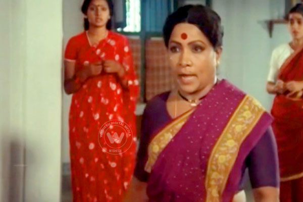 /media/k2/galleries/47571/manorama-06