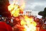 burning US flag, US flag burnt, 2 protesters arrested for burning u s flag outside white house on american independence day, The secret service
