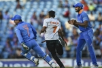 ms dhoni, fan chase ms dhoni, watch ms dhoni makes fan chase after him, India vs australia