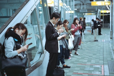 Horns Growing on Human Skulls Due to Excessive Smartphone Use