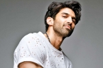 Aditya Roy Kapoor girlfriend, Aditya roy kapoor, aditya roy kapoor is all set to marry this indian american model, Aditya roy