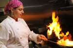 Chopped, celebrity chef, meet maneet chauhan who is bringing mumbai street food to nashville, Love and relationship
