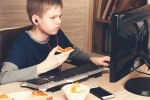 children eating junk food, Internet, more internet time soars junk food request by kids study, Autism