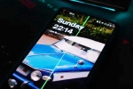 OnePlus Green-line Issue breaking news, OnePlus Green-line Issue breaking, oneplus offers free lifetime warranty on all phones with green line issue, Ms reddy