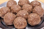 Raagi And Gur Ke Laddoo recipe, Raagi And Gur Ke Laddoo preparation, how to make delicious raagi and gur ke laddoo, Saucepan