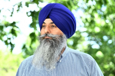 Sikh School Bus Driver in Maryland Report Years of Harassment over His Turban and Beard