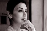 sonali bendre cancer, sonali bendre cancer, cried for an entire night sonali bendre opens up about her cancer phase, Sonali bendre