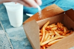 teen turns blind due to junk food, boy survives on junk food, teen goes blind after surviving on french fries pringles white bread, French fries
