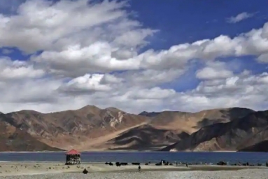 India Orders China to Vacate Finger 5 Area near Pangong Lake