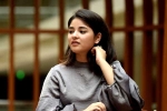 zaira wasim age, Zaira Wasim, zaira wasim quits bollywood to focus on her faith islam, Dangal