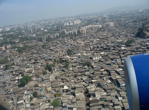 Slumdog's home to get millionaire's Makeover