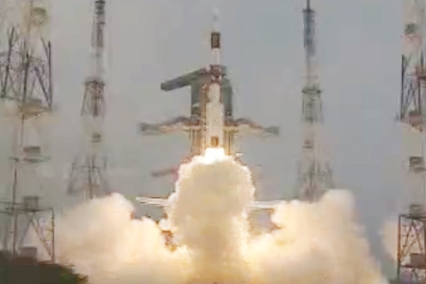 PSLV-C31 successfully launched from Sriharikota},{PSLV-C31 successfully launched from Sriharikota