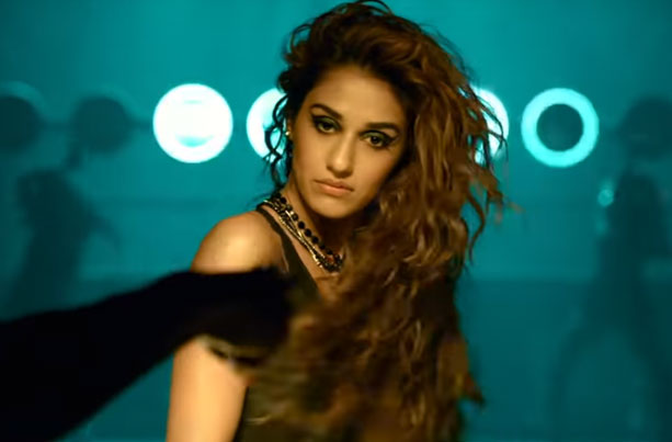 /media/k2/galleries/75781/Radhe-Movie-Stills-02