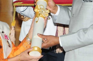 272 Foreigners, NRIs, OCIs, PIOs Conferred Padma Awards Since 1954