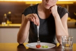 Disordered Eating health tips, Disordered Eating, five signs of disordered eating, Disordered eating